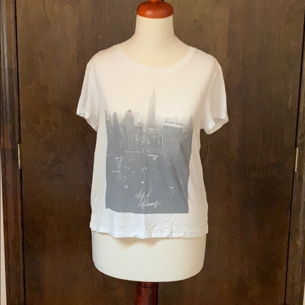 American Eagle City top
